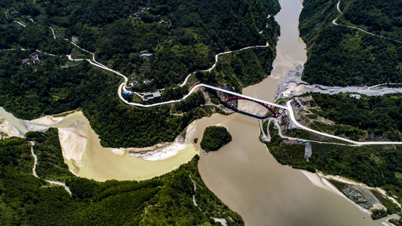 唐家山堰塞湖溜索改桥桥（北川楼坊坪）